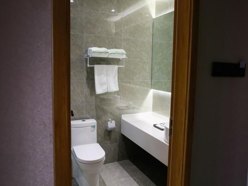 Тайюань: GreenTree Inn Ankang Chengpeng Mechatronics CityBusiness Hotel