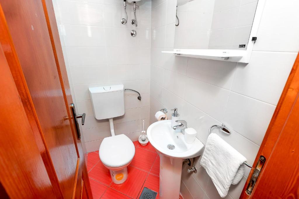 Доброта: Apartments Donkovic