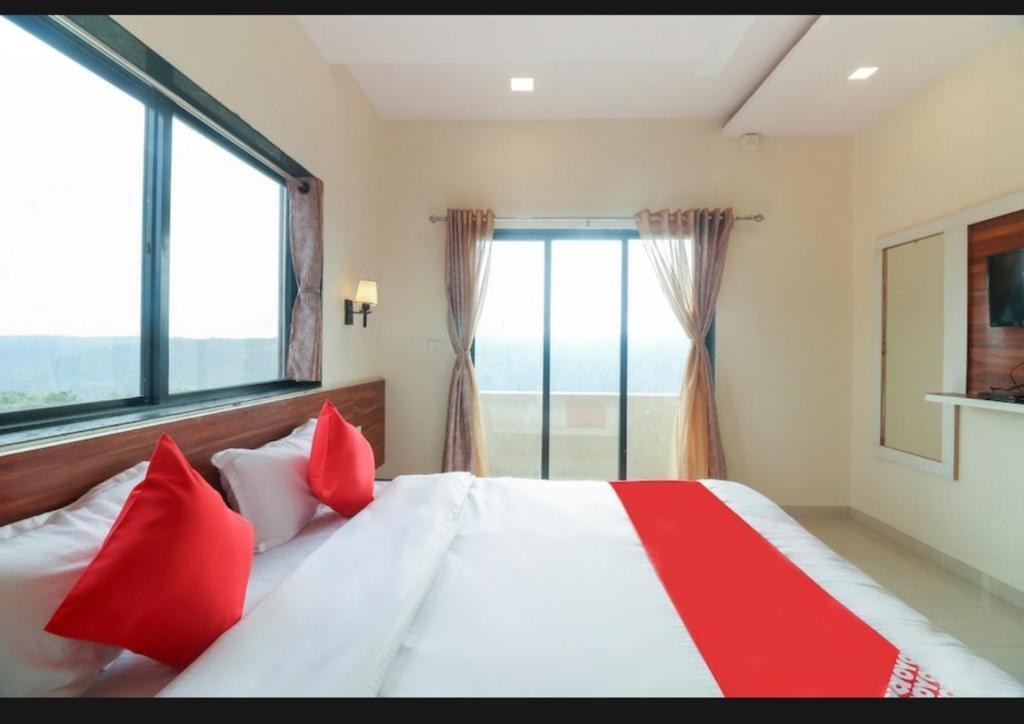 StrawBella Inn Villa — фото 1