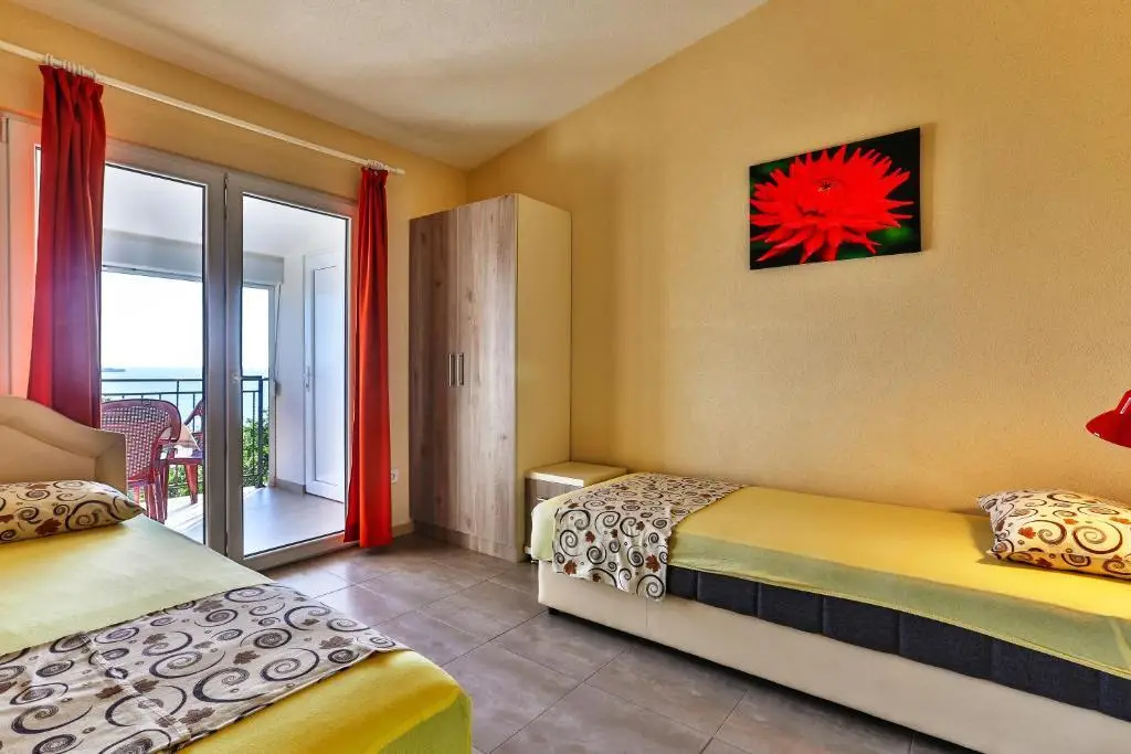 Сутоморе: Apartments Venezia