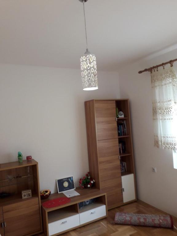 Вирпазар: Apartment Čari