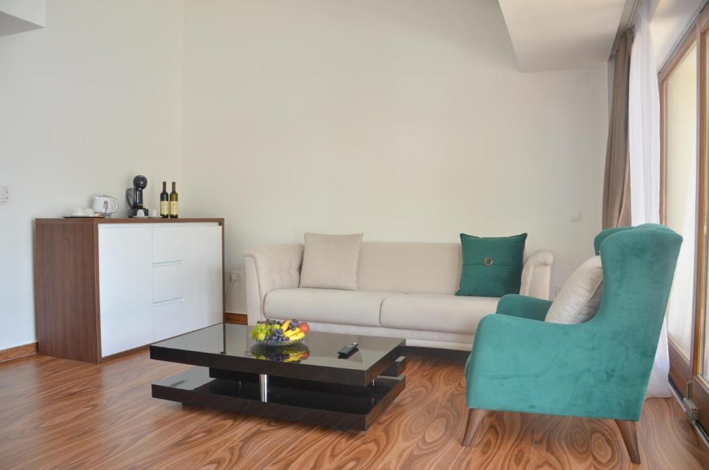 Andaluni Beach Apartments — фото 1