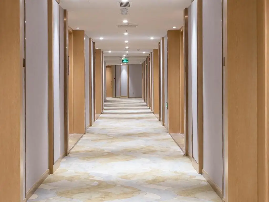 Шэньчжэнь: Shenzhen Universide-Senter＆BaoHe Road Kyriad Marvelous Hotel