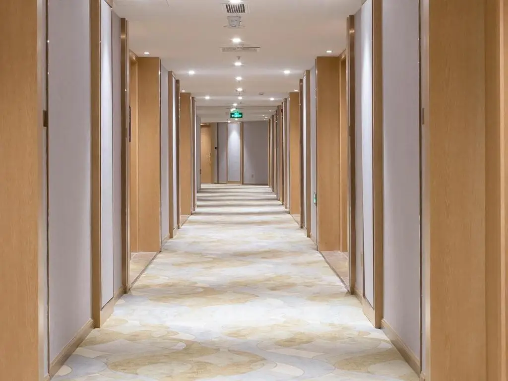 Шэньчжэнь: Shenzhen Universide-Senter＆BaoHe Road Kyriad Marvelous Hotel