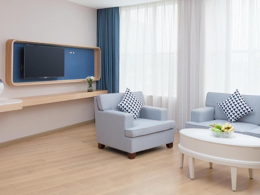 Шэньчжэнь: Shenzhen Universide-Senter＆BaoHe Road Kyriad Marvelous Hotel