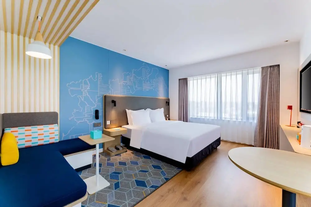 Хух-Хото: Holiday Inn Express Hohhot East Station, an IHG Hotel