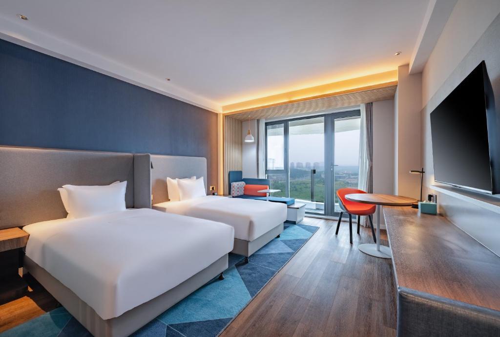 Хулудао: Holiday Inn Express Huludao Seaview, an IHG Hotel