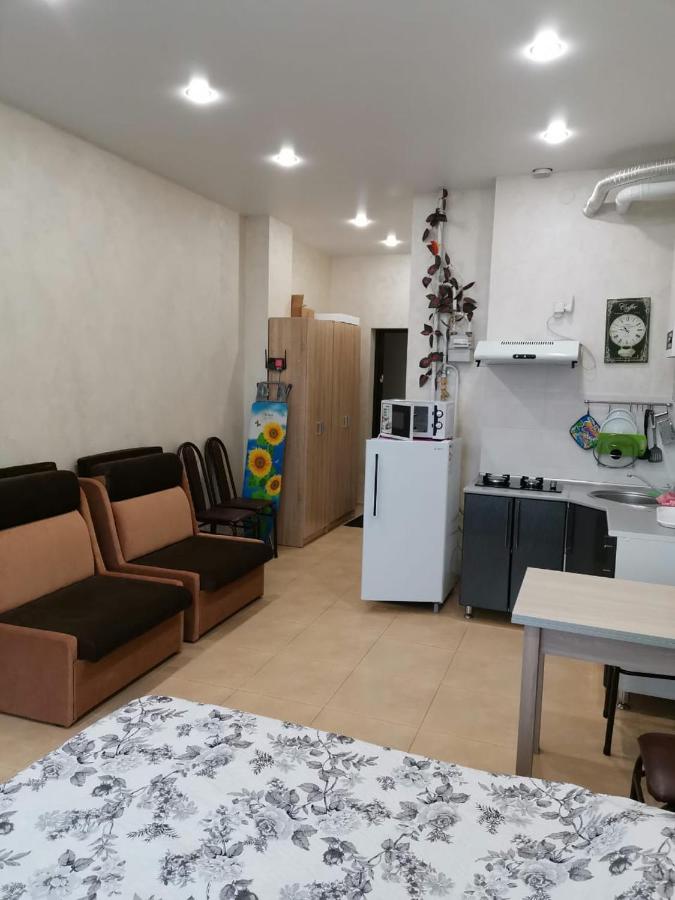 Красная Поляна: Apartments on Belorusskaya 20