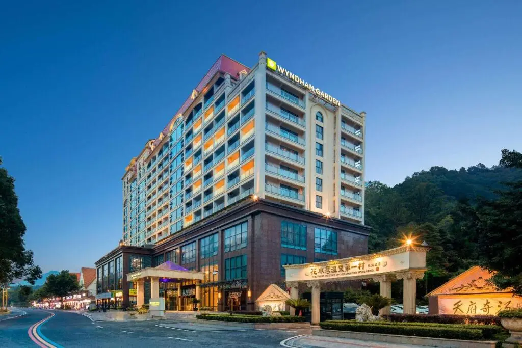 Чэнду: Wyndham Garden Chengdu Huashuiwan