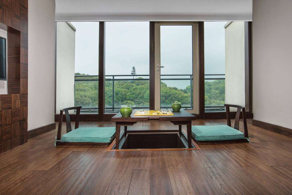 Нинбо: Howard Johnson By Wyndham Dongqian Lake Plaza Ningbo