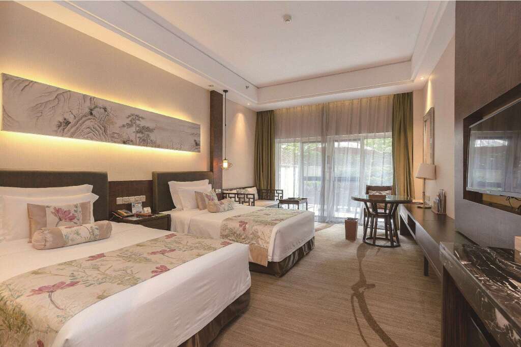 Нинбо: Howard Johnson By Wyndham Dongqian Lake Plaza Ningbo