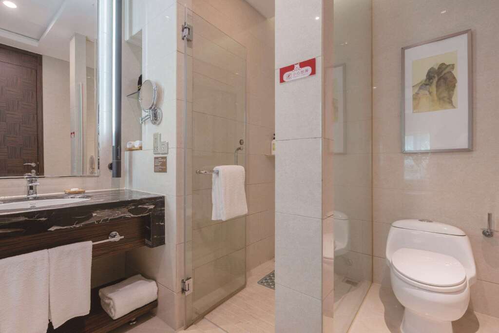 Нинбо: Howard Johnson By Wyndham Dongqian Lake Plaza Ningbo