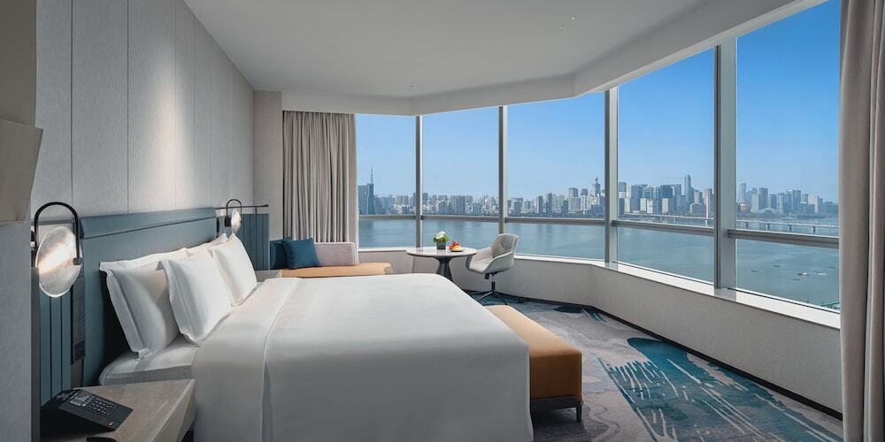 Ханчжоу: Crowne Plaza Hangzhou Riverside, an IHG Hotel