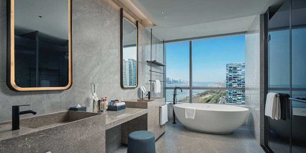Ханчжоу: Crowne Plaza Hangzhou Riverside, an IHG Hotel