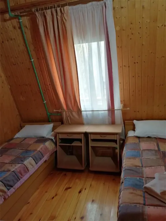 Рыбачий: Traktir Hotel