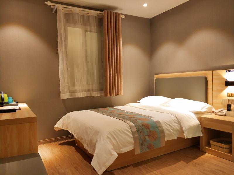 Цзинань: Hanting Jinan Qilu Software Park Shuntai Plaza Hotel