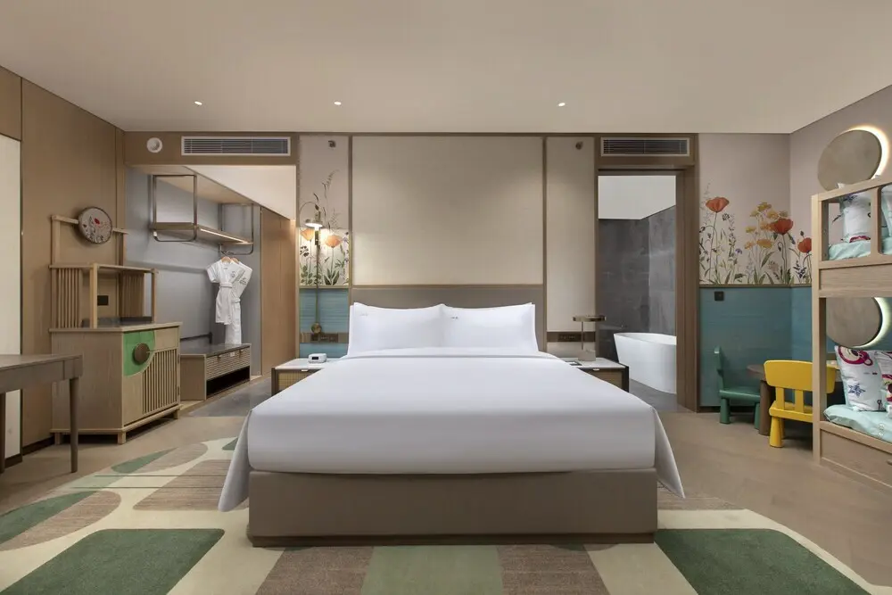 Хучжоу: Holiday Inn Deqing Xinshi Ancient Town, an IHG Hotel