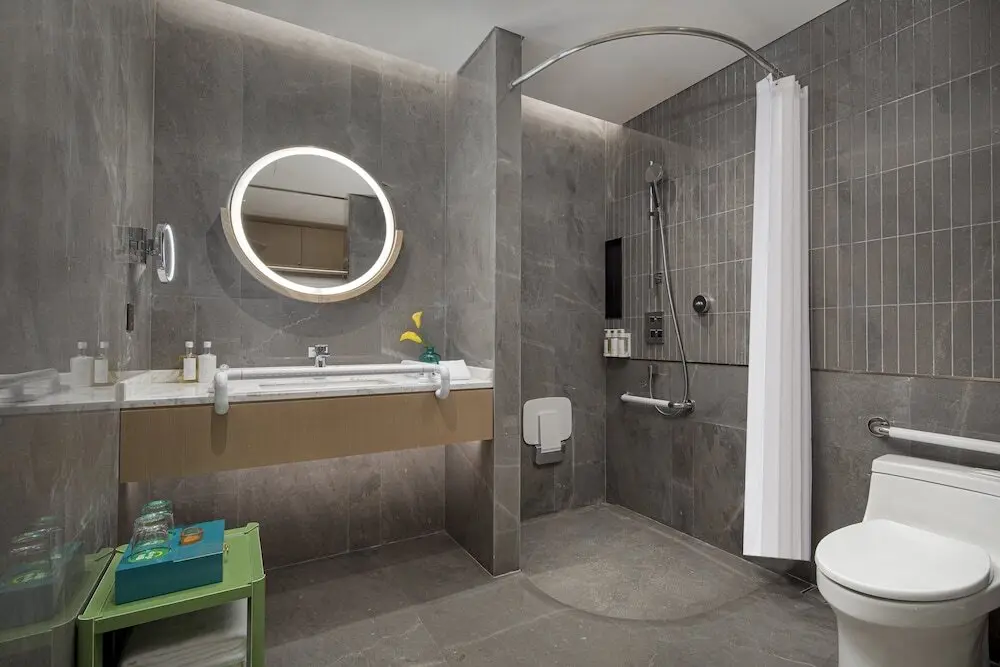 Хучжоу: Holiday Inn Deqing Xinshi Ancient Town, an IHG Hotel