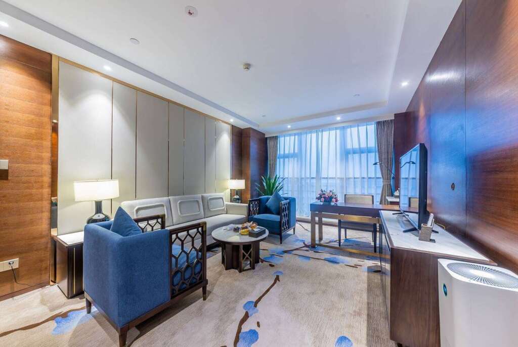 Days Hotel by Wyndham Chongqing Keyuan — фото 1