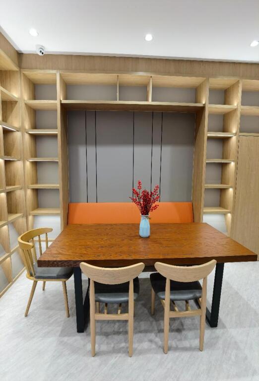 Шанхай: Hanting Hotel Shanghai Jinqiao International Square
