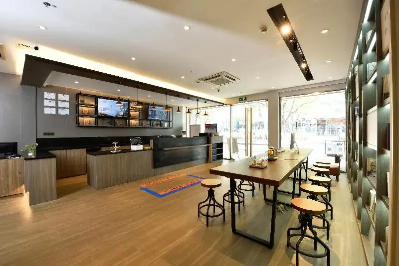 Ханчжоу: Hanting Hotel (Jiande Xin'anjiang Riverside)