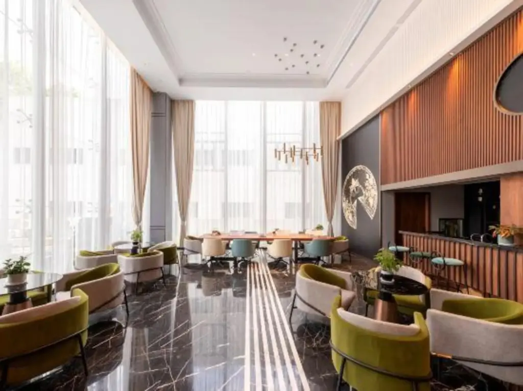 Шэньчжэнь: Metropolo Hotel (Shenzhen Longgang Central City Longcheng Plaza)