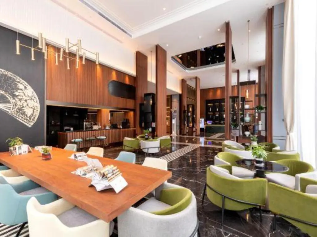 Шэньчжэнь: Metropolo Hotel (Shenzhen Longgang Central City Longcheng Plaza)