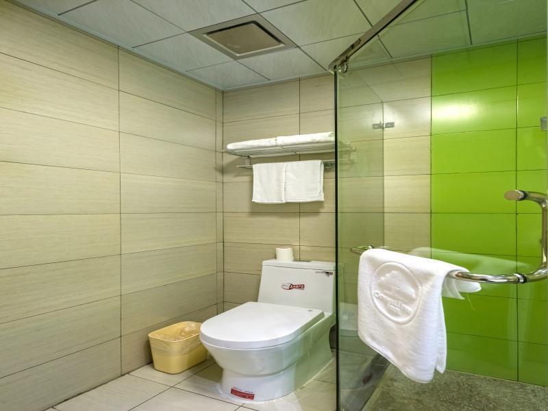 Гуйян: Greentree Inn Anshun West Air Road Business Hotel
