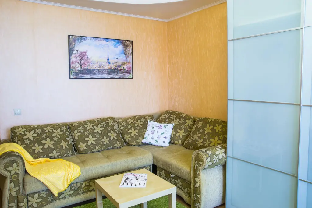Омск: Rent-Servise Na Mayakovskogo 20