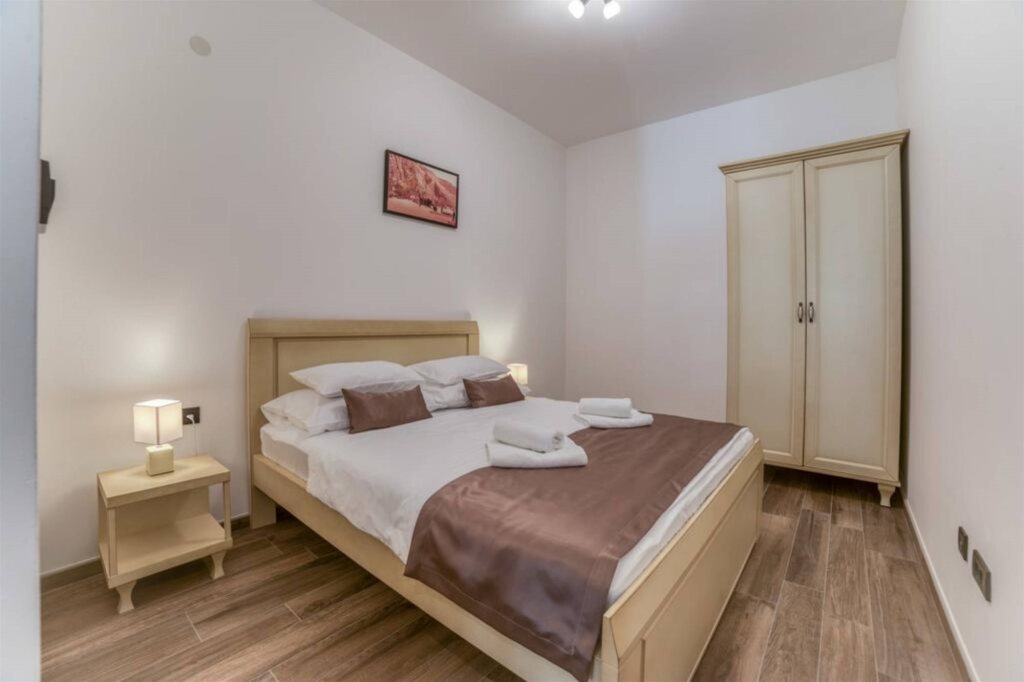 Доброта: Casa Nuova