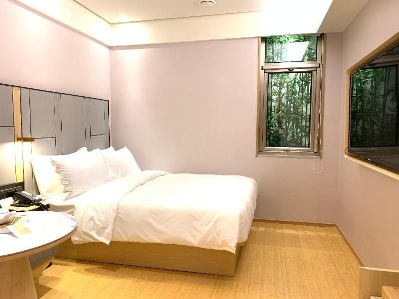 Пекин: Ji Hotel (Asian Game Village, Beijing Bird's Nest)