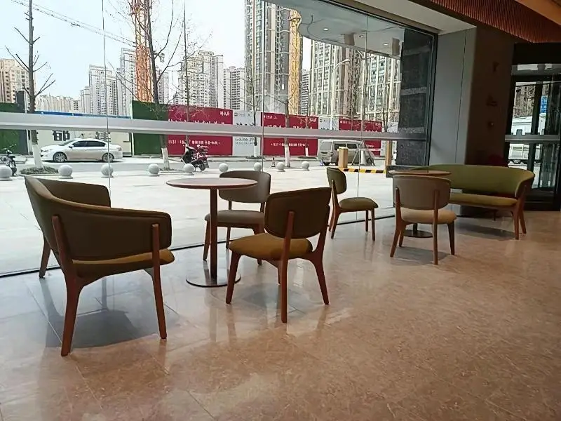 Чэнду: JI Hotel Chengdu Qingbaijiang Hudiezhou