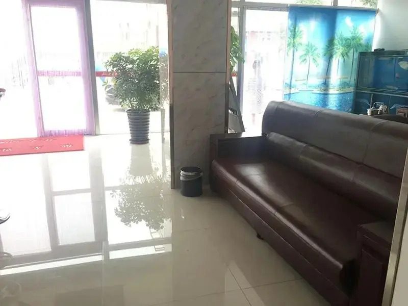 Чэндэ: Thank U Hebei Chengde Shuangluan District Center S