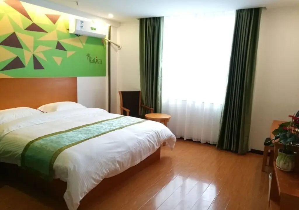 Шанхай: Shell Hotel (Shanghai Pudong Airport Yuandong Avenue Metro)