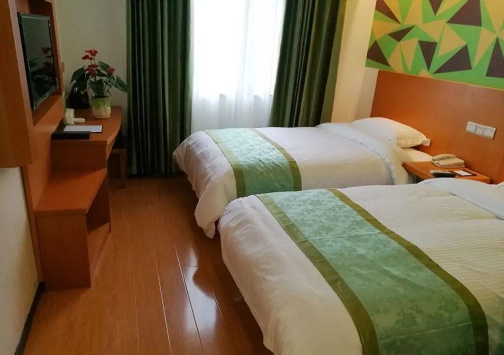 Шанхай: Shell Hotel (Shanghai Pudong Airport Yuandong Avenue Metro)