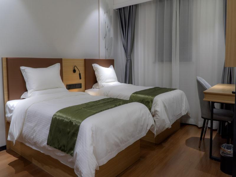 Greentree Inn Datong City High Speed Railway Stati — фото 1