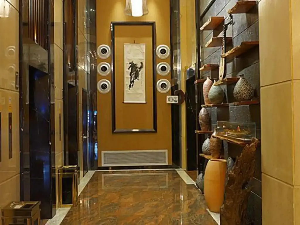 Дунгуань: Nanyang Bose Hotel (Wanda Plaza,  Dongcheng)
