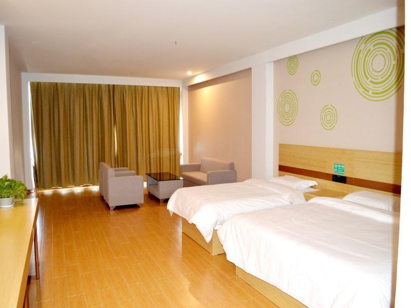 Долуньноэр: Greentree Inn Xilin Gol League Duolun County Bus S