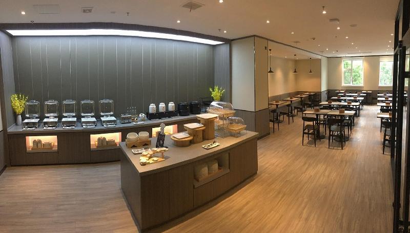 Хэншуй: Hanting Hotel (Hengshui Railway Station Huizhong S