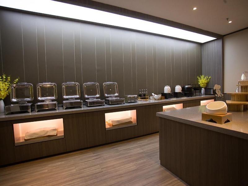 Хэншуй: Hanting Hotel (Hengshui Railway Station Huizhong S