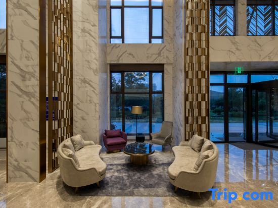 Ханчжоу: ART+Hotel （Hangzhou Yunqi Town）