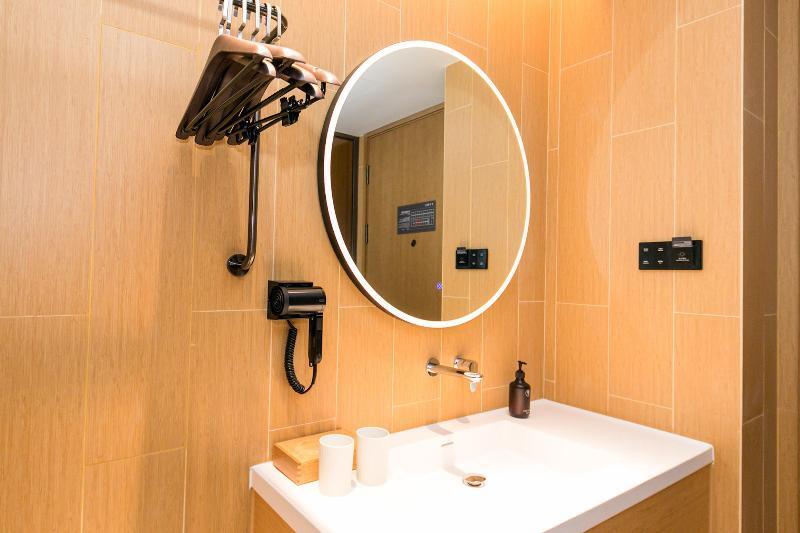 Ханчжоу: Ji Hotel (Lihua Road, Xiaoshan)