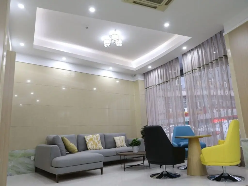 Ханчжоу: Vatica Hangzhou Linan Qianwang Street Hotel