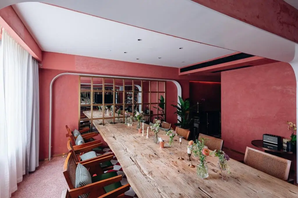 Ханчжоу: VUE Hangzhou Shayu SHARQUE