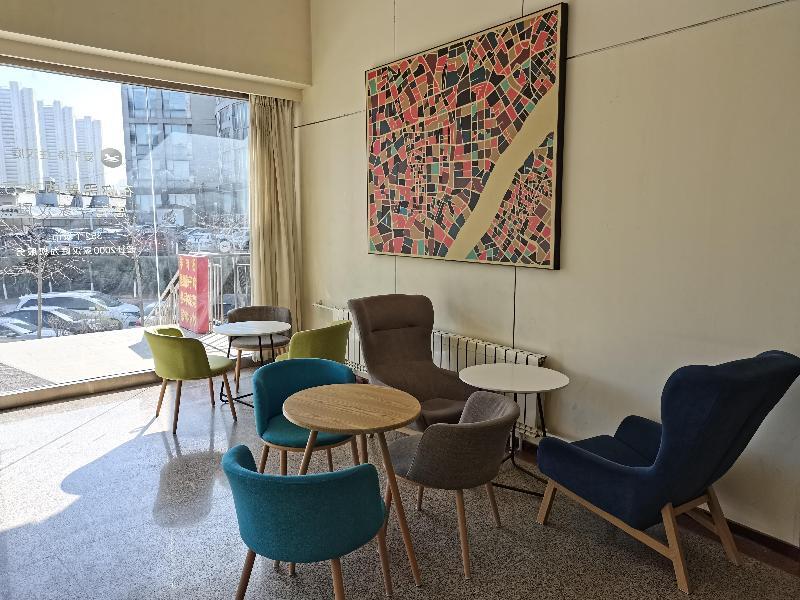 Цзинань: Hanting Hotel Jinan High-tech Fenghuang Raod