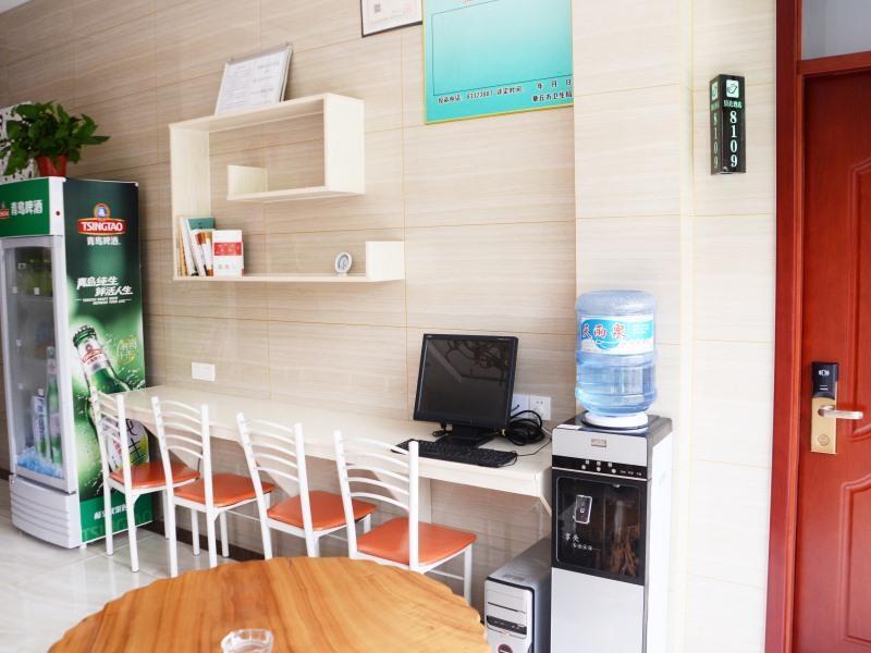 Цзинань: Shell Jinan Zhangqiu District Diao Town Center Str