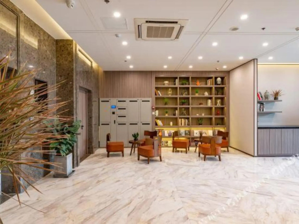 Цзинань: Hanting Hotel (Jinan west station west square store)