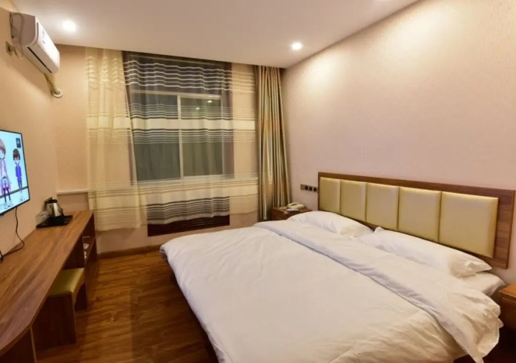 Цзиньчжун: Shell Shanxi Jinzhong Qi County Zhaochu Ancient Street Hotel