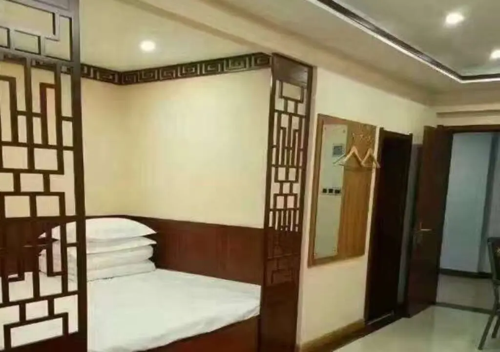 Цзиньчжун: Shell Shanxi Jinzhong Qi County Zhaochu Ancient Street Hotel