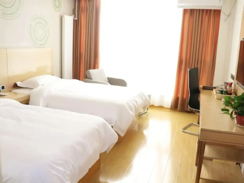 Линьи: Greentree Inn Linyi Lanshan Area Bancheng Town Xin